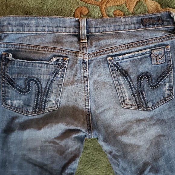 "Citizens of Humanity" jeans, distressed ,28X32 - Picture 7 of 7